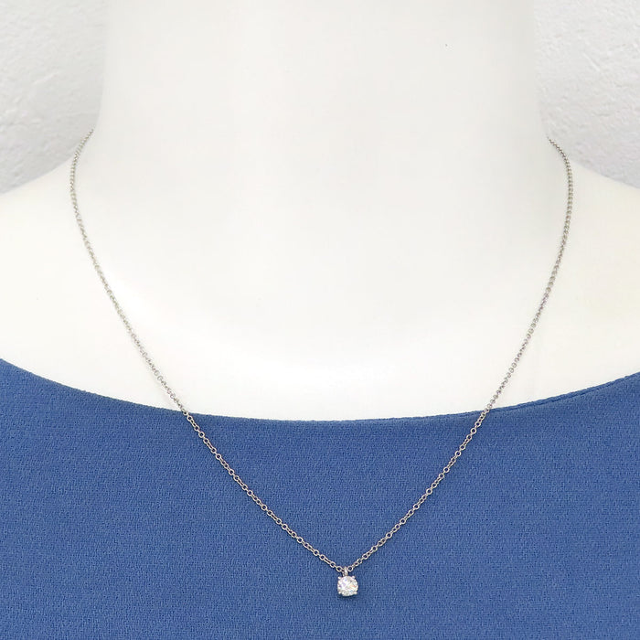 TIFFANY&Co. 
Solitaire Necklace