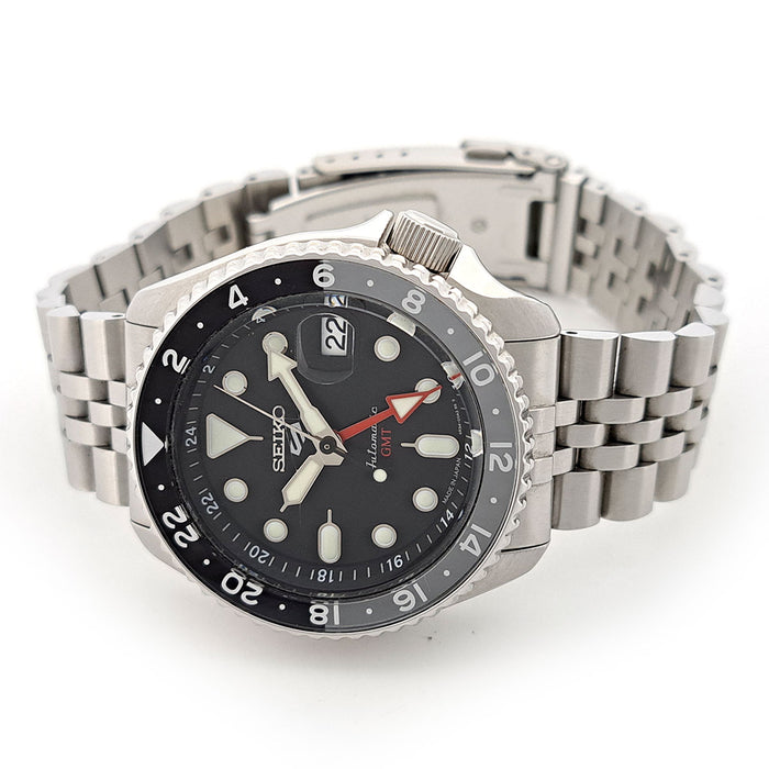 SEIKO 
5 Sports série SKX 
avec boîte et papiers