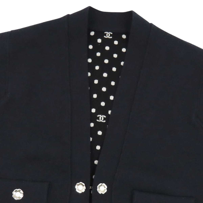 CHANEL 
COCO CC ココボタン カシミヤ ニット ドット柄 
ココマーク リバーシブル カーディガン