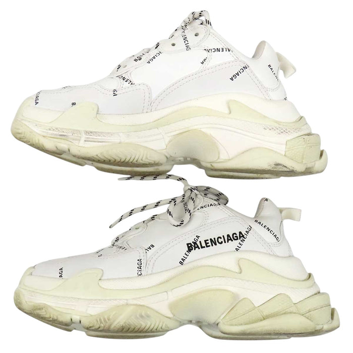 BALENCIAGA 
トリプルS ロゴ 総柄 レザー レースアップ 
Triple S スニーカー