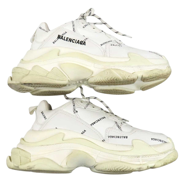 BALENCIAGA 
トリプルS ロゴ 総柄 レザー レースアップ 
Triple S スニーカー