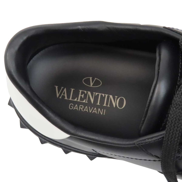 VALENTINO 
ロックスタッズ ロゴ ローカット レザー レースアップ 
VLTN オープン スニーカー