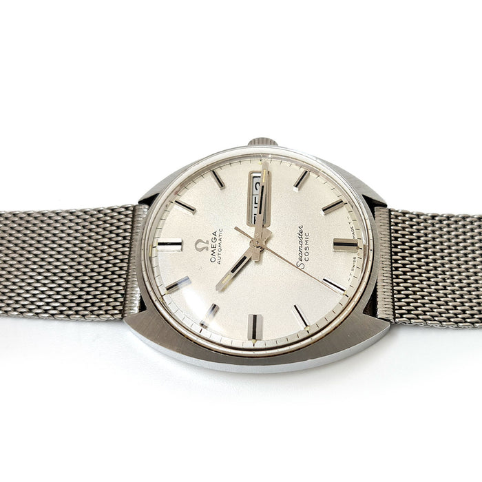 OMEGA 
Seamaster Cosmic TOOL107