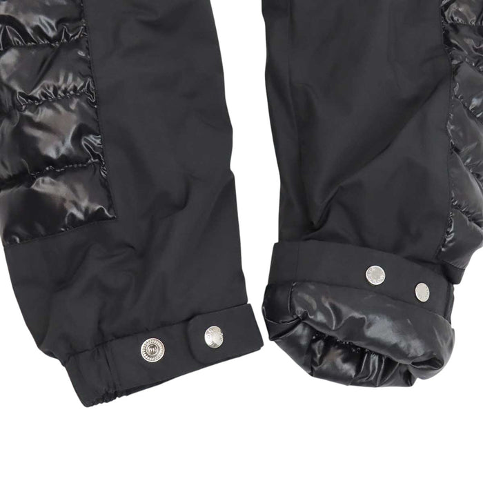 MONCLER 
ライト オラルグ トリコロール ワッペン フード ダブルジップ 
OLARGUES ダウンジャケット