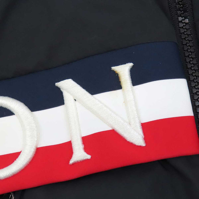 MONCLER 
ライト オラルグ トリコロール ワッペン フード ダブルジップ 
OLARGUES ダウンジャケット