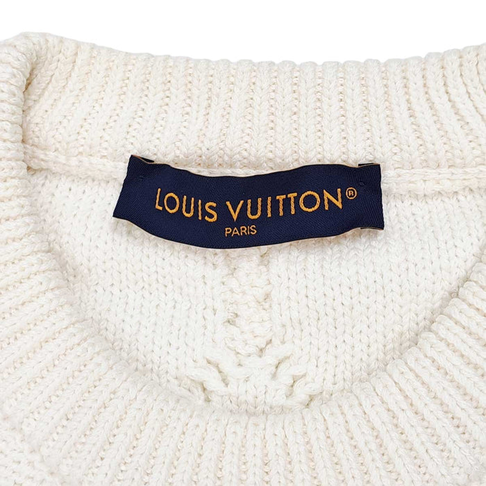 LOUIS VUITTON 
LV ロゴ セーター レジンパール 装飾 モノグラムフラワー ロングスリーブ 
エンベリッシュド ケーブルニット