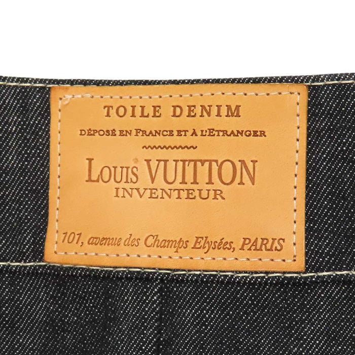 LOUIS VUITTON 
LV レザーパッチ タイトスカート パッチワーク 切替 
ロゴ デニム スカート