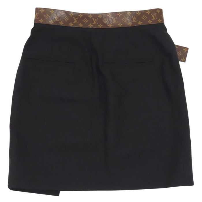 LOUIS VUITTON 
LV ミニスカート 
モノグラム ラップスカート