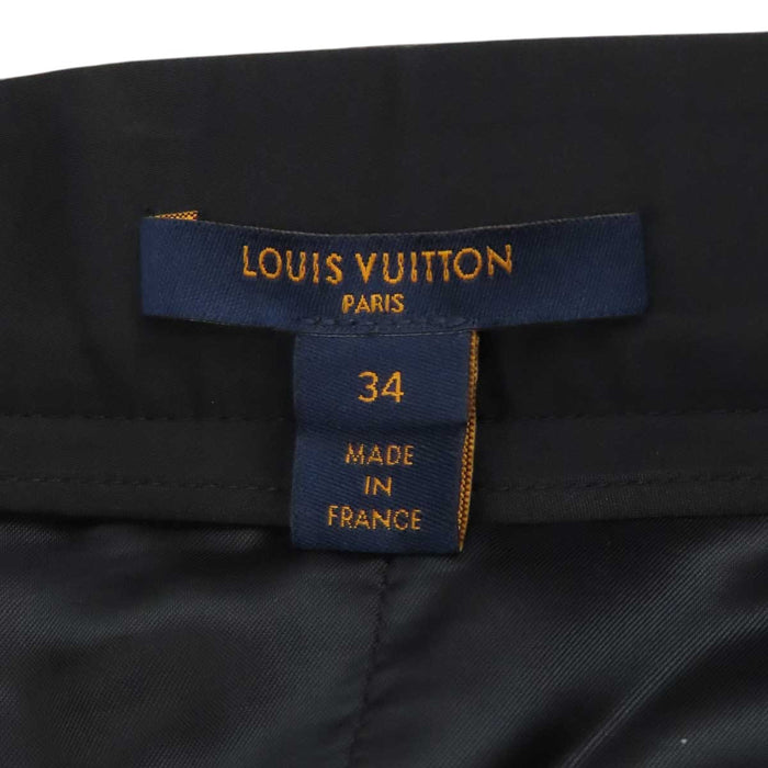 LOUIS VUITTON 
LV ミニスカート 
モノグラム ラップスカート