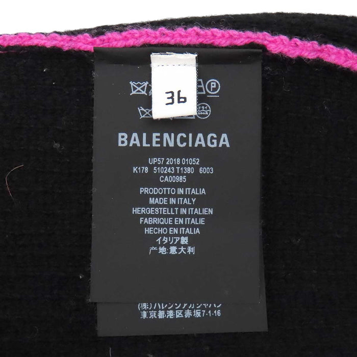 BALENCIAGA 
総柄 ウール クルーネック 
ロゴ 総柄 ニット