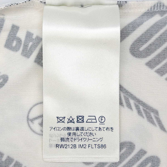 LOUIS VUITTON 
LV 長袖 サムホール ロングスリーブ クルーネック 
総柄 シグネチャー ロゴ カットソー