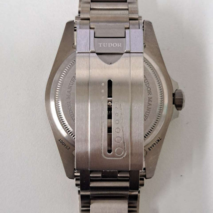 【WHOLESALES】
TUDOR 
25600TN 
ペラゴス 
箱　ギャランティ　純正ラバーベルト×1(使用感小)　エクステンションベルト×1　純正尾錠×2