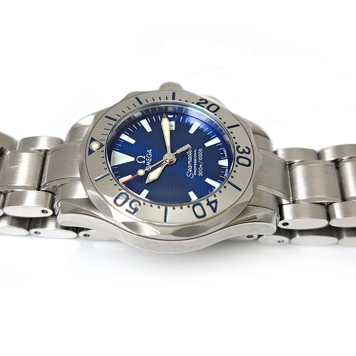 OMEGA 
Seamaster 300