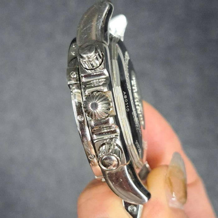 【WHOLESALES】
BREITLING 
AB0110 
クロノマット44 
箱　ギャランティ　クロノメーター証　純正ラバーベルト×1　純正尾錠×1