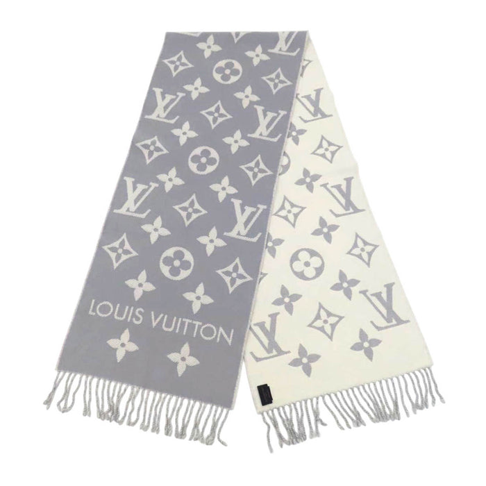 LOUIS VUITTON 
Logo 
LV Essential scarf 
Monogram