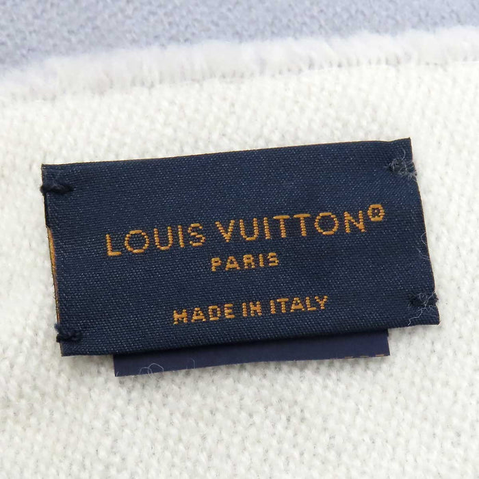 LOUIS VUITTON 
Logo 
LV Essential scarf 
Monogram
