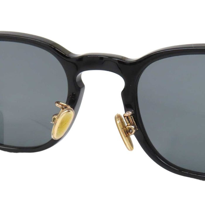 TOM FORD 
TOM FORD Wellington 
Japan-exclusive sunglasses