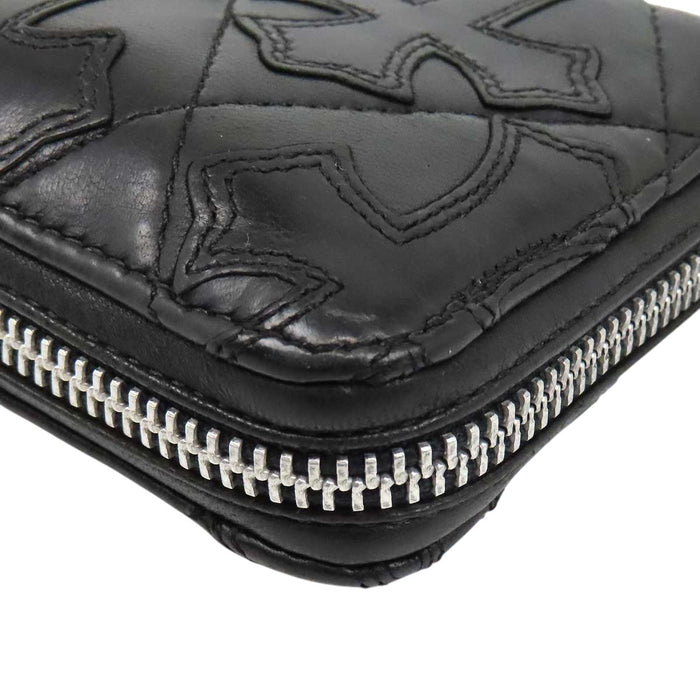 CHROME HEARTS 
CH ダガージップ スクロールラベル レザー シルバー 
セメタリークロス キルティング ウォレット