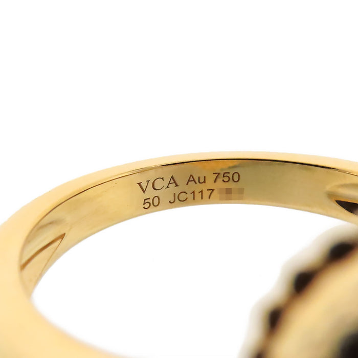 Van Cleef & Arpels 
Vintage Alhambra Guilloché Ring