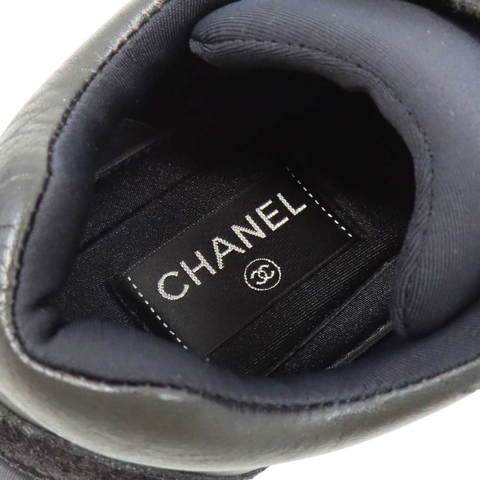 CHANEL 
COCO CC ロゴ スウェード レースアップ 
ココマーク ローカット スニーカー