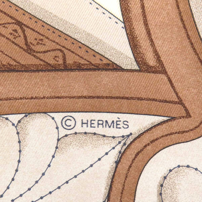HERMES 
レトル エケストル スカーフ 大判 シルク 
カレ 90 LETTRES EQUESTRES