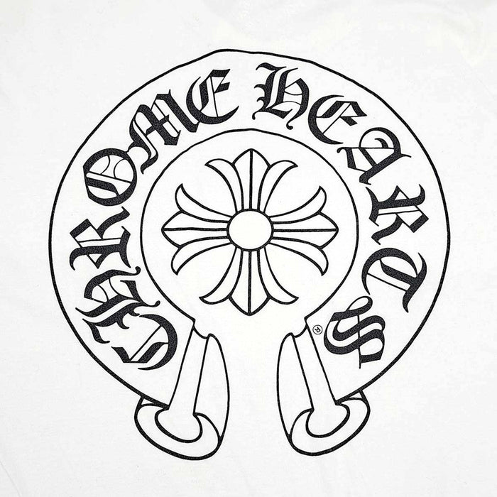 CHROME HEARTS 
CH スクロールラベル ロゴ コットン クルーネック 
ホースシュー プリント Tシャツ