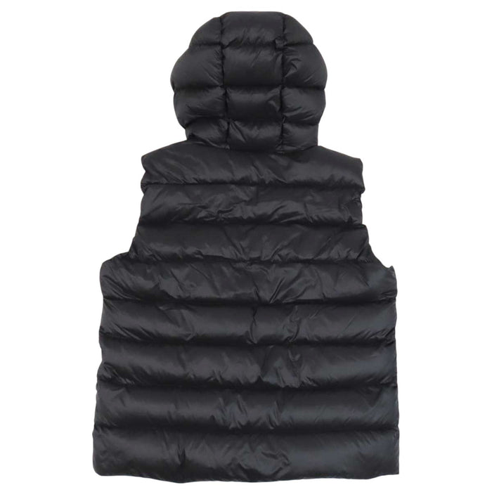 MONCLER 
ロゴ ワッペン フード ナイロン ダブルジップ 
MONTREUIL GILET ダウンベスト