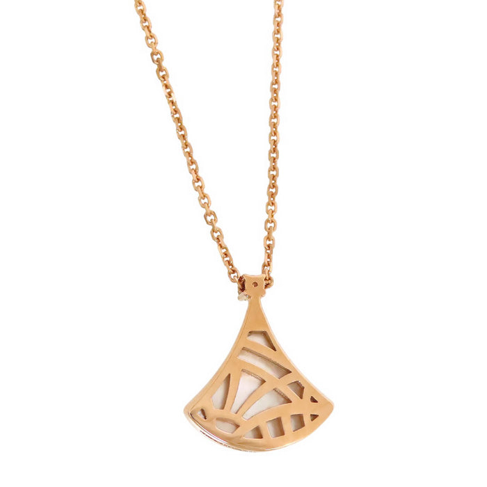 BVLGARI 
ディーヴァ ドリーム ネックレス
