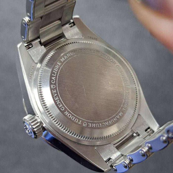 【WHOLESALES】
TUDOR 
79470 
ブラックベイ 
箱　ギャランティ　コマ