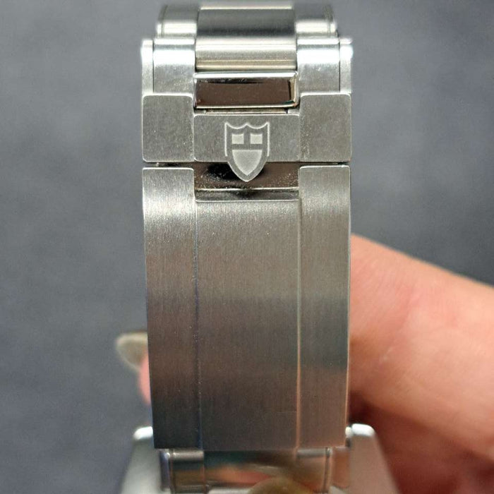 【WHOLESALES】
TUDOR 
79470 
ブラックベイ 
箱　ギャランティ　コマ