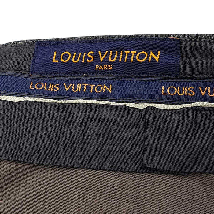 LOUIS VUITTON 
LV センタープレス 総柄 コットン 
モノグラム テーパード スラックス