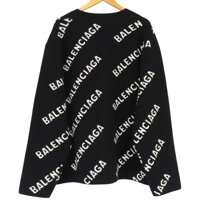 BALENCIAGA 
総柄 Vネック ニット 
オールオーバーロゴ ウール カーディガン