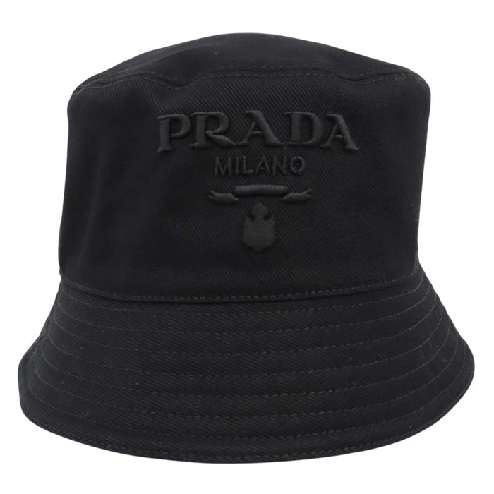 PRADA 
レタリングロゴ刺繍 バケハ エンブロイダリー 
ドリル バケットハット
