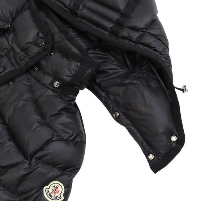 MONCLER 
ロゴ ワッペン ナイロン 
HERMINE エルミンヌ ダウンコート