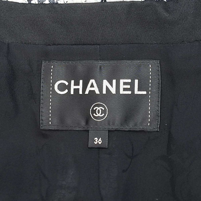 CHANEL 
COCO CC ココボタン 17K チェック柄 ポリエステル 
ココマーク スパンコール ジャケット