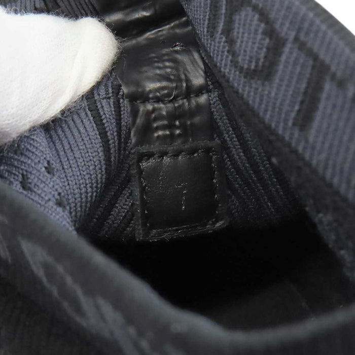 LOUIS VUITTON 
LV ロゴ ソックススニーカー ニット メッシュ 
ランアウェイ パルス ライン スニーカー 
モノグラム