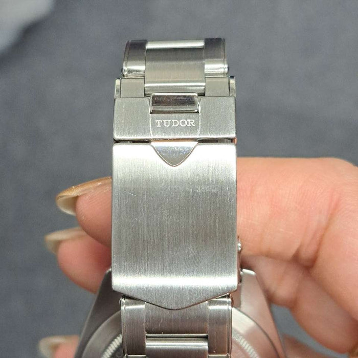 【WHOLESALES】
TUDOR 
79030N 
Black Bay Fifty-Eight 
Box, guarantee card, 2 links