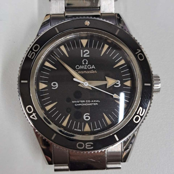 【WHOLESALES】
OMEGA 
233.30.41.21.01.001 
シーマスター　300M 
外箱