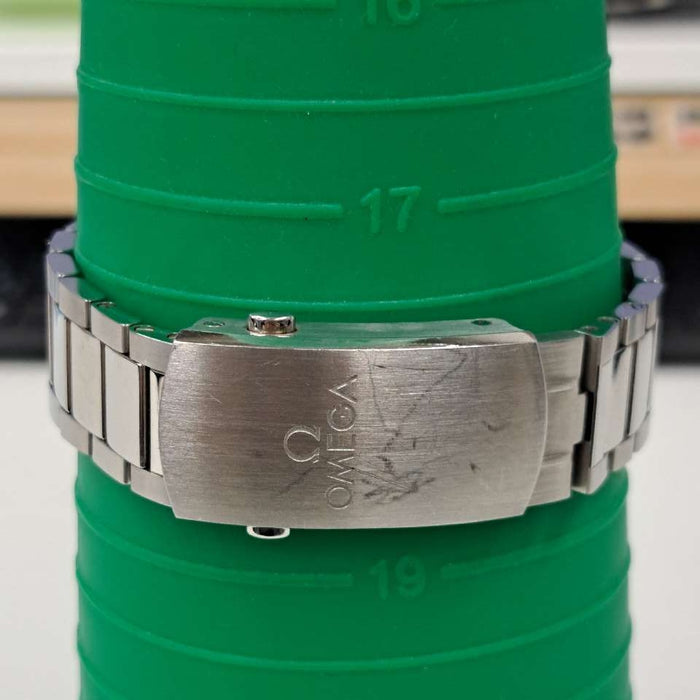 【WHOLESALES】
OMEGA 
233.30.41.21.01.001 
シーマスター　300M 
外箱