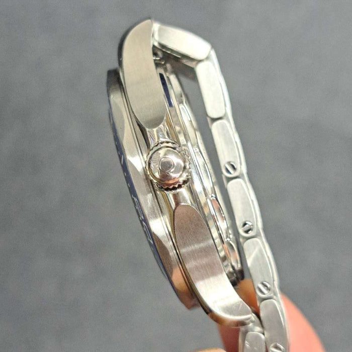【WHOLESALES】
OMEGA 
210.30.42.20.06.001 
シーマスター300M 
箱（外箱破損）　ギャランティ　ピクトグラム　クロノメーター証