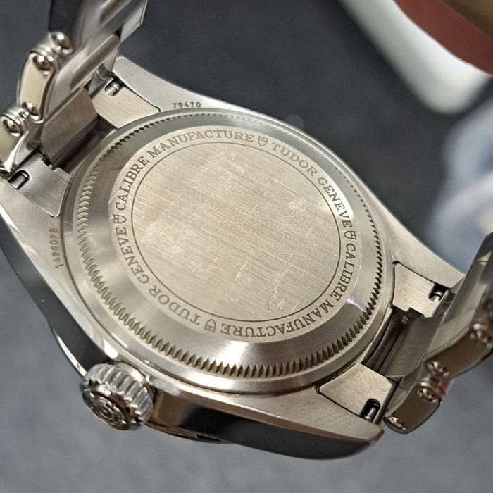 【WHOLESALES】
TUDOR 
79470 
ブラック　ベイ　プロ 
箱　ギャランティ