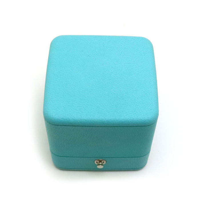 TIFFANY&Co. 
ダブルリングケース内箱