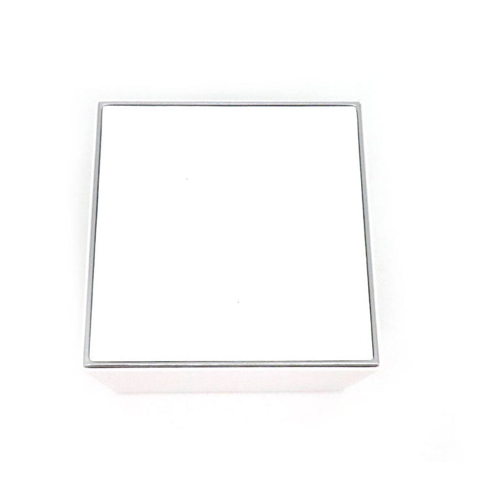 CHANEL 
リングケース内箱